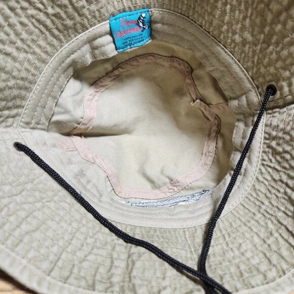 Flying Fisherman Bass embroidered bucket hat, white w chin strap - Picture 6 of 7